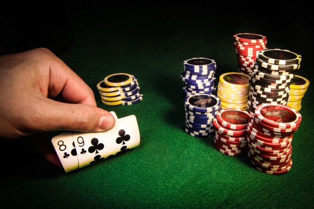 پاکستان میں Hollywood Casino  کا آن لائن کیسینو سیکشن کھولیں۔