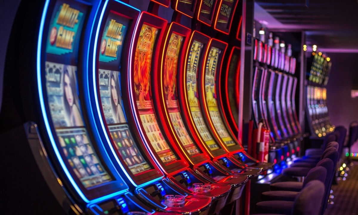 پاکستان کے نئے Hollywood Casino کیسینو کھلاڑیوں کے لیے خوش آمدید بونس